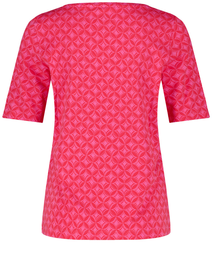 Футболка с геометричным принтом