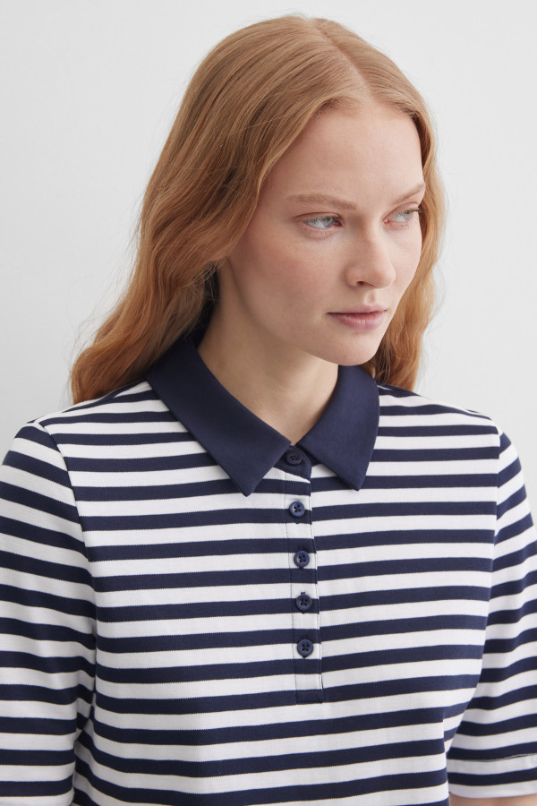 Поло в полоску