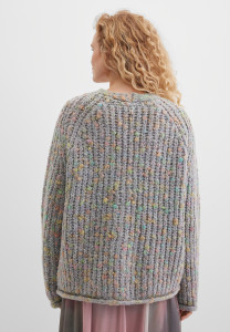 Кардиган на пуговицах