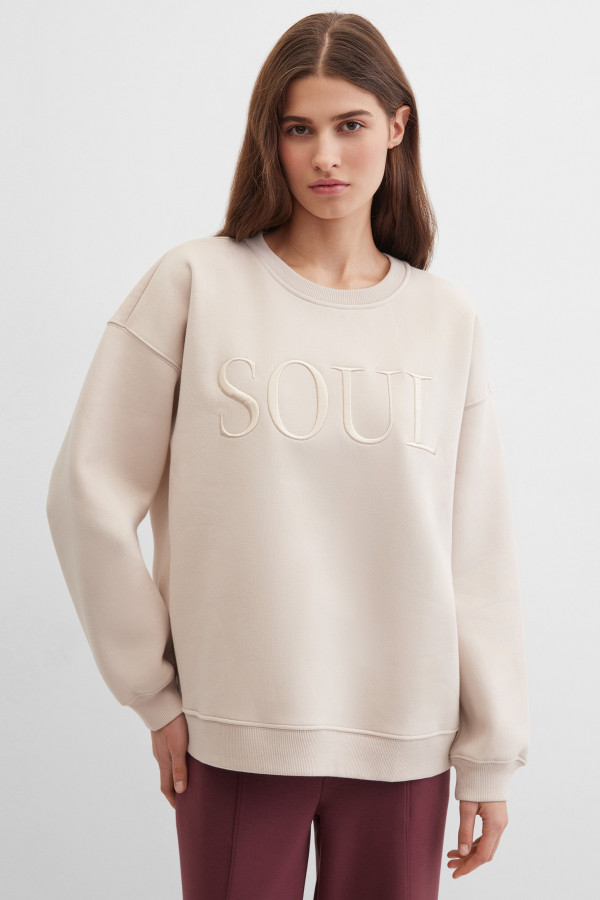 Свитшот широкого кроя