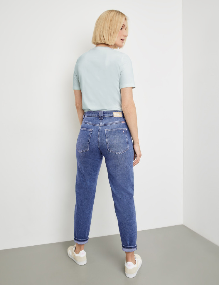 Джинсы Mom fit