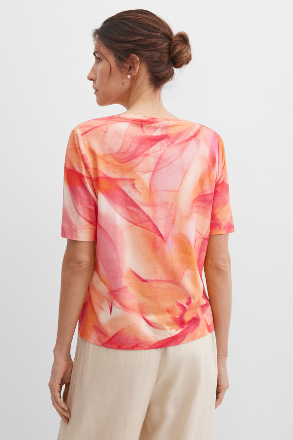 Футболка с принтом