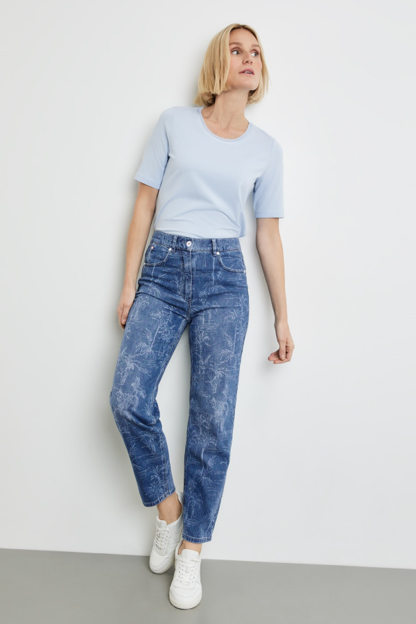 Джинсы Mom fit