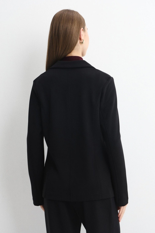 Жакет приталенный однобортный