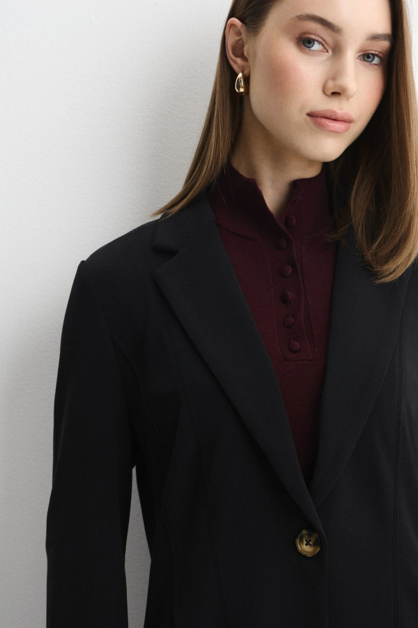 Жакет приталенный однобортный