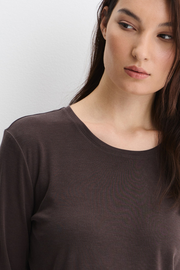 Лонгслив в рубчик