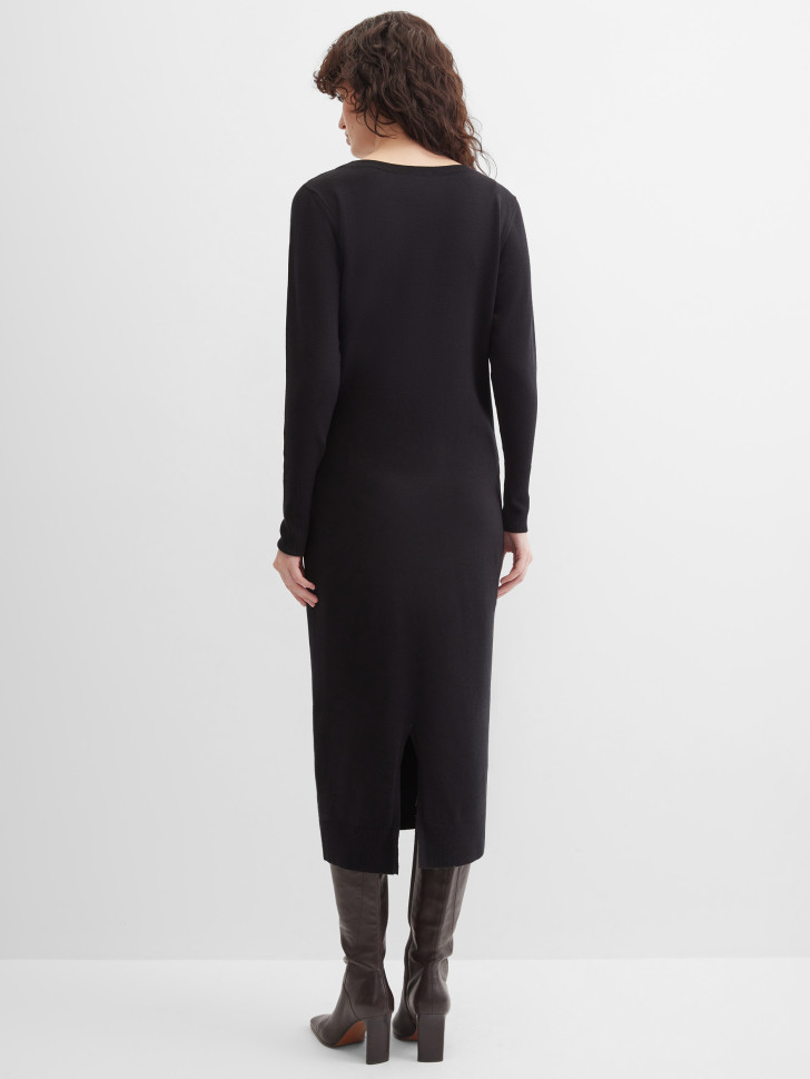 Платье миди трикотажное