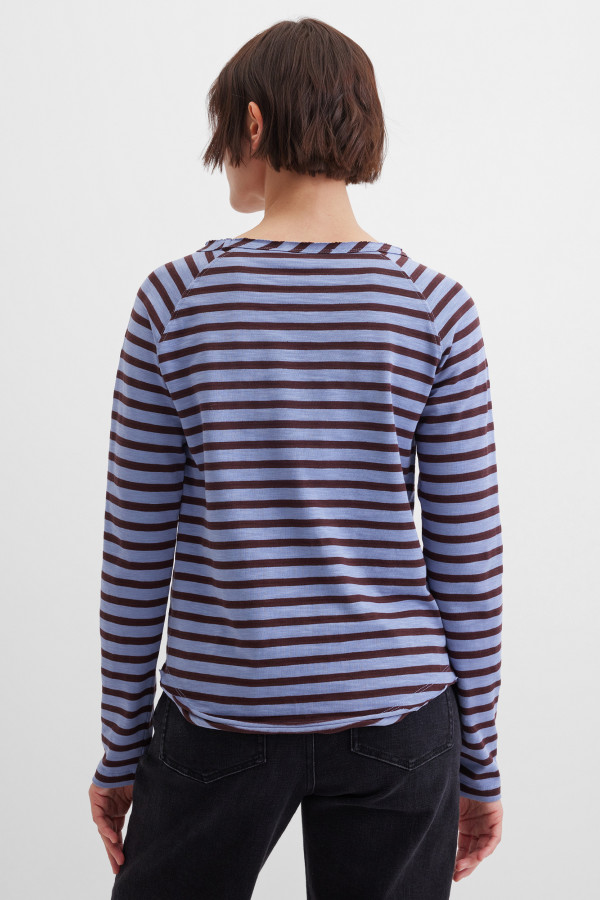 Лонгслив в полоску