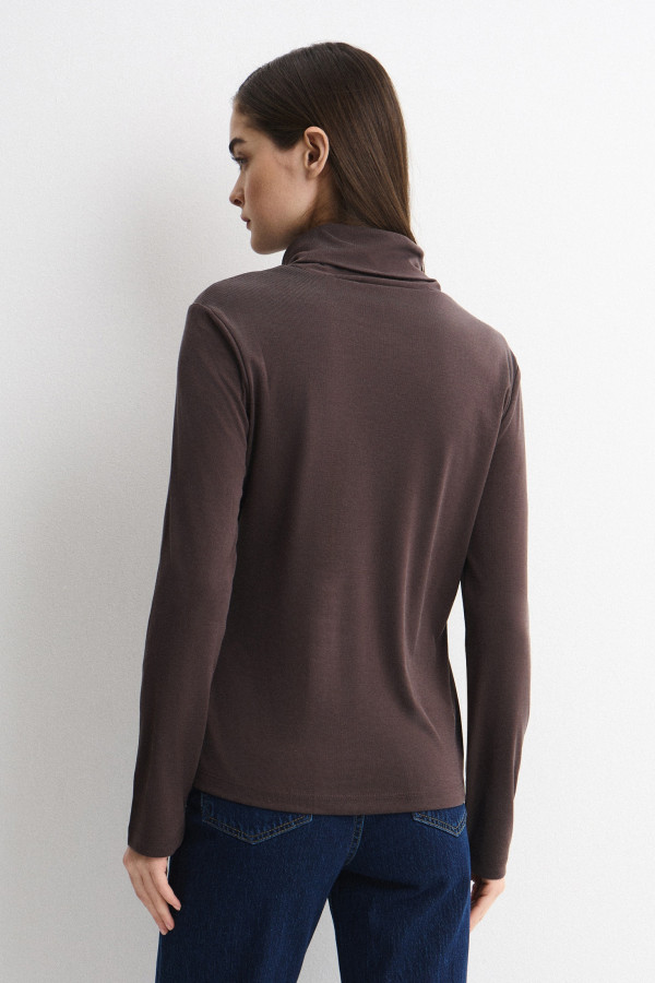 Водолазка базовая в рубчик