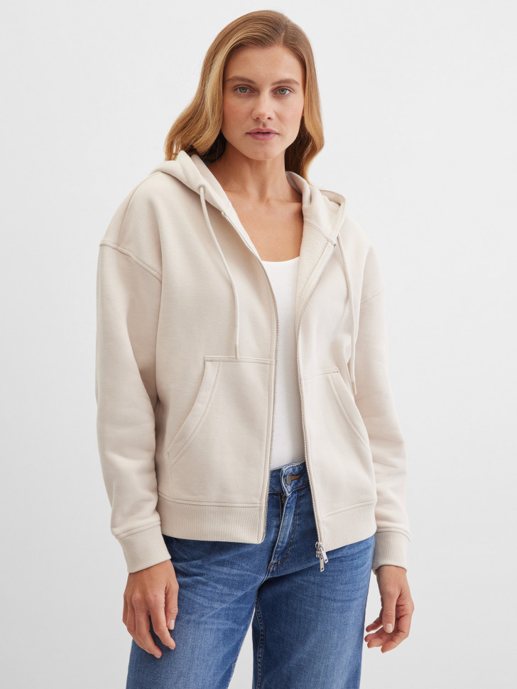 Толстовка с капюшоном