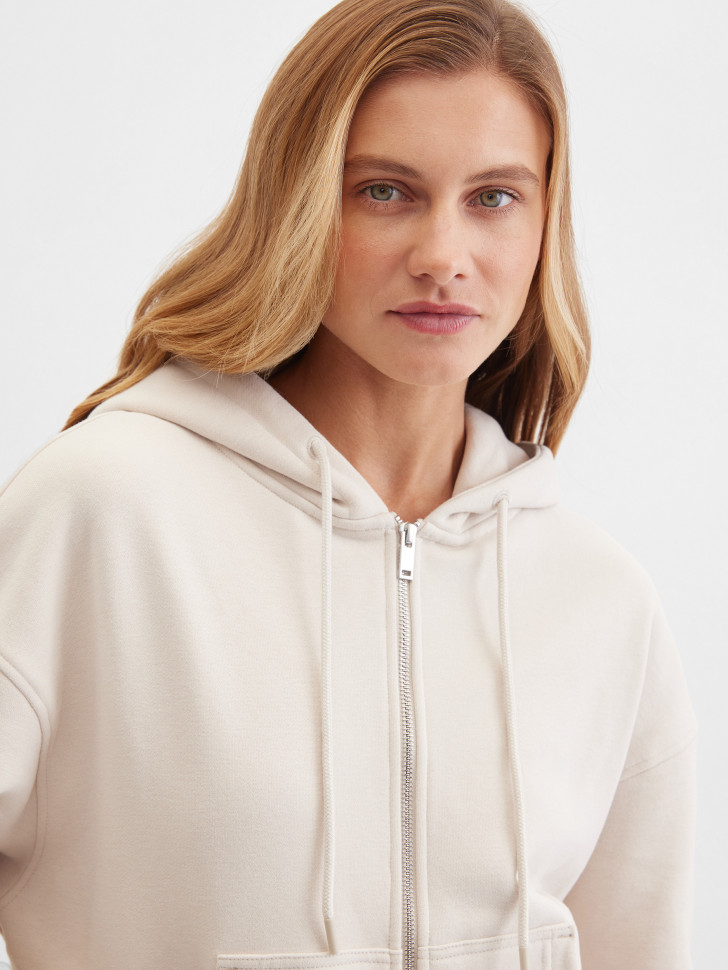 Толстовка с капюшоном