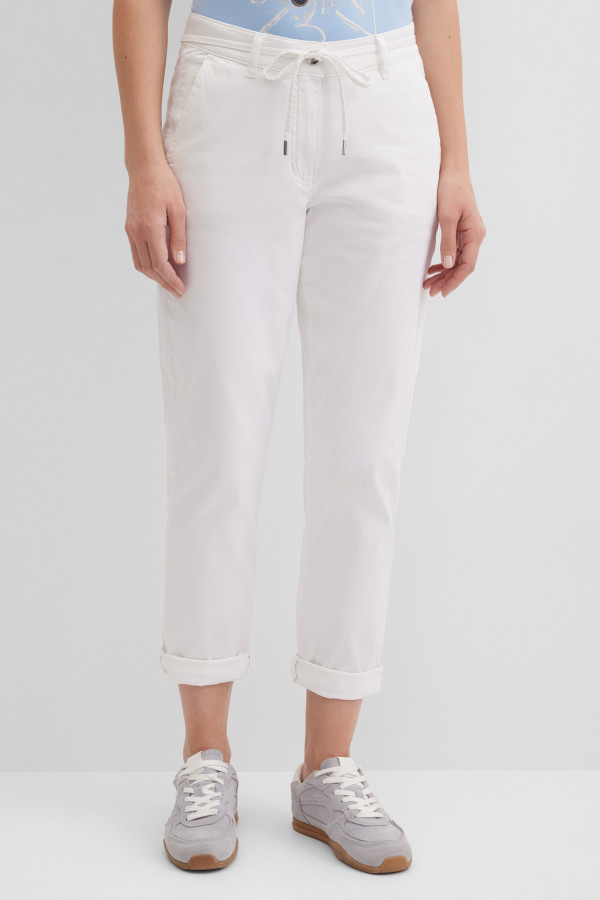 Брюки чинос зауженные