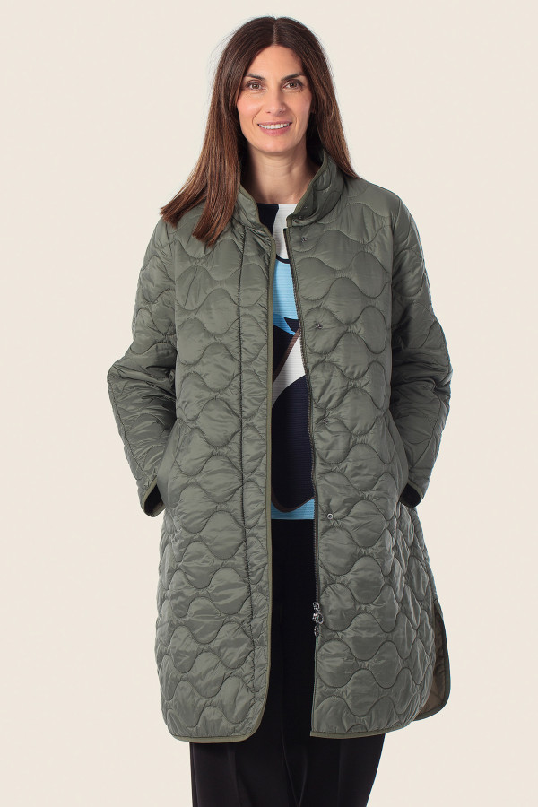 Пальто стеганое утепленное