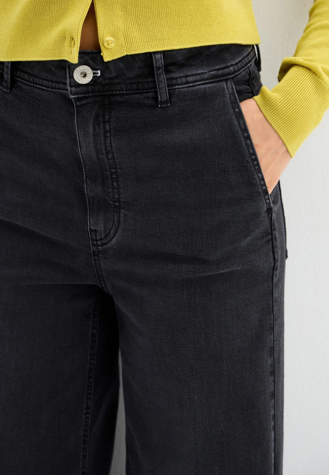 Джинсы широкие