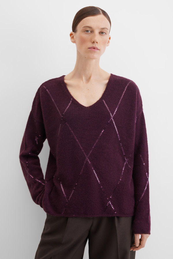 Пуловер вязаный