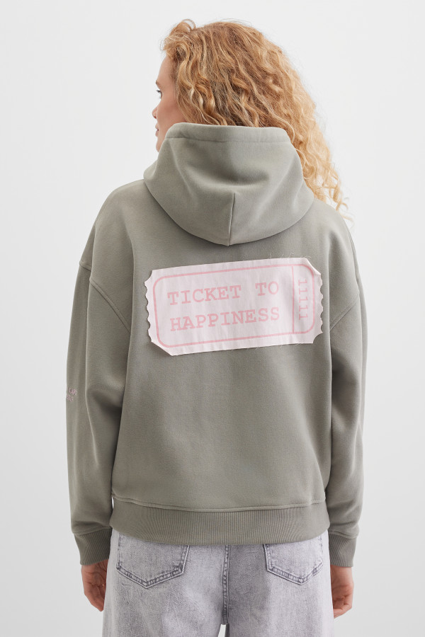 Толстовка с капюшоном