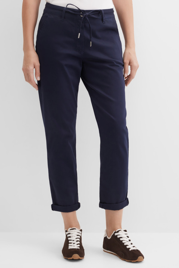 Брюки чинос зауженные