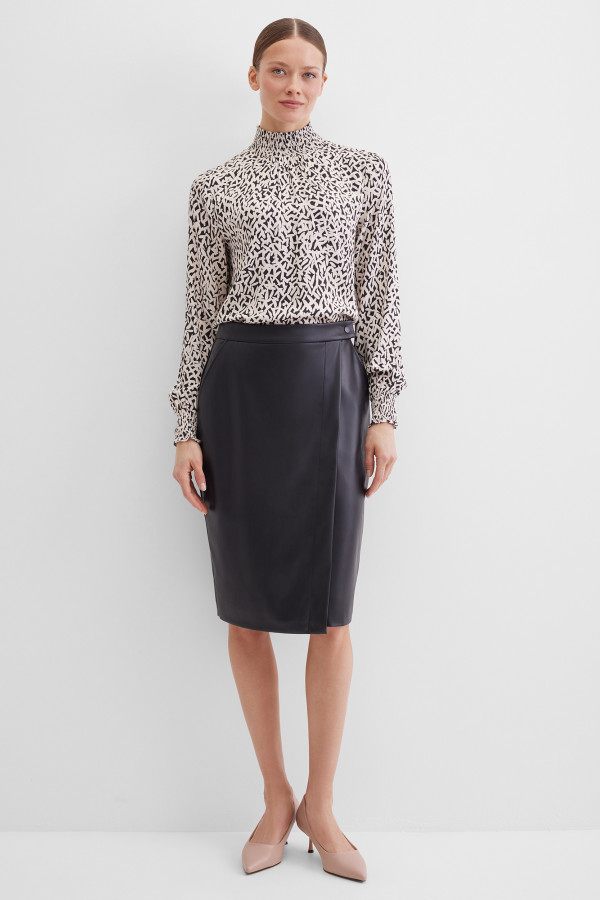 Юбка-карандаш из эко-кожи