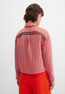 Блузка с длинным рукавом