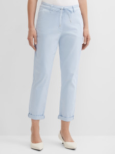 Брюки чинос