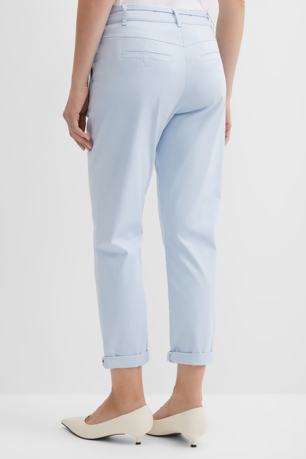 Брюки чинос зауженные