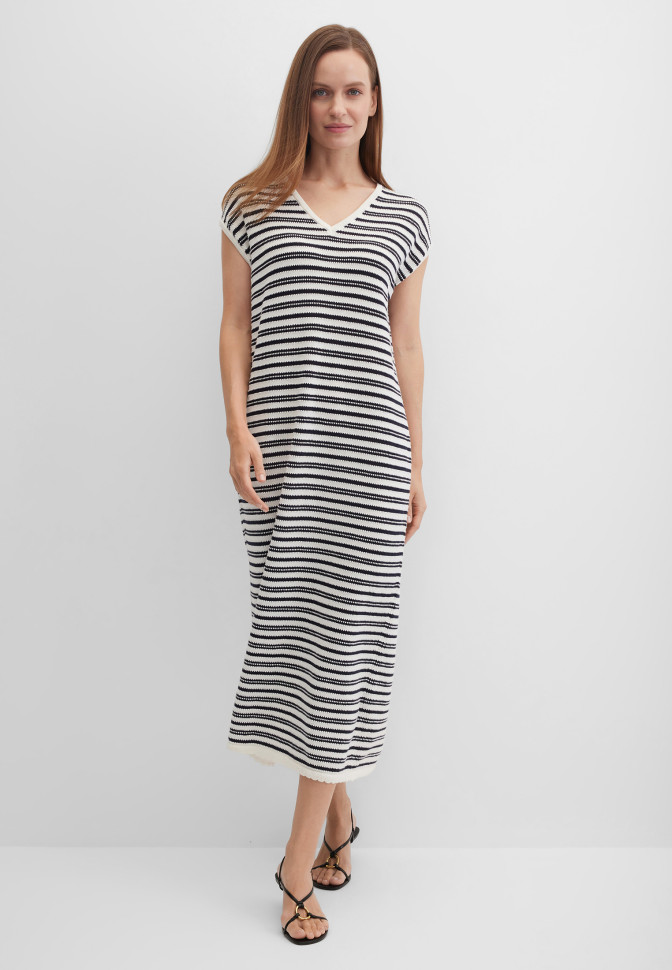 Платье трикотажное в полоску