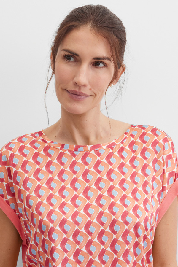 Блузка-топ с коротким рукавом