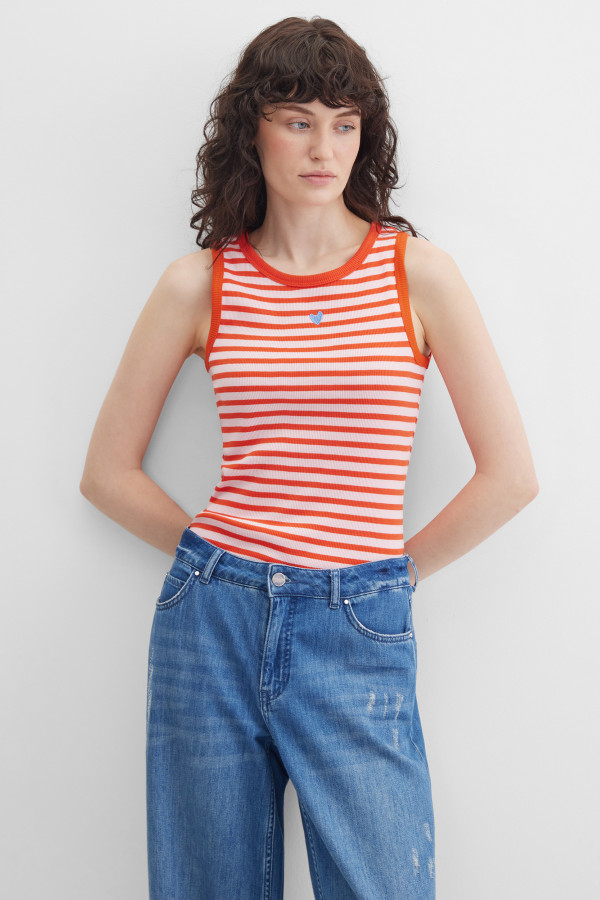 Топ-майка в полоску