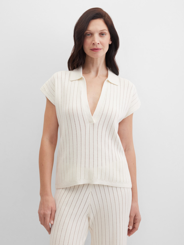 Джемпер с V-вырезом с коротким рукавом