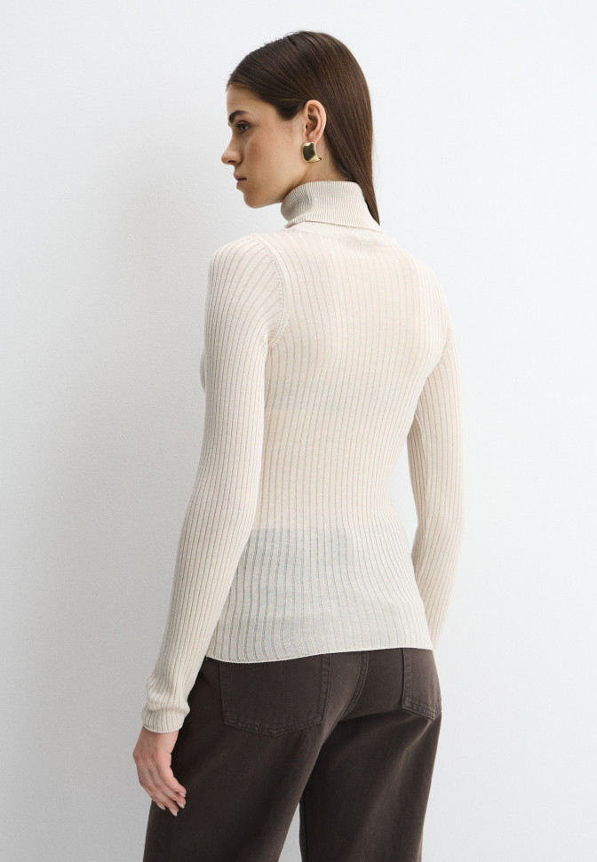 Водолазка в рубчик