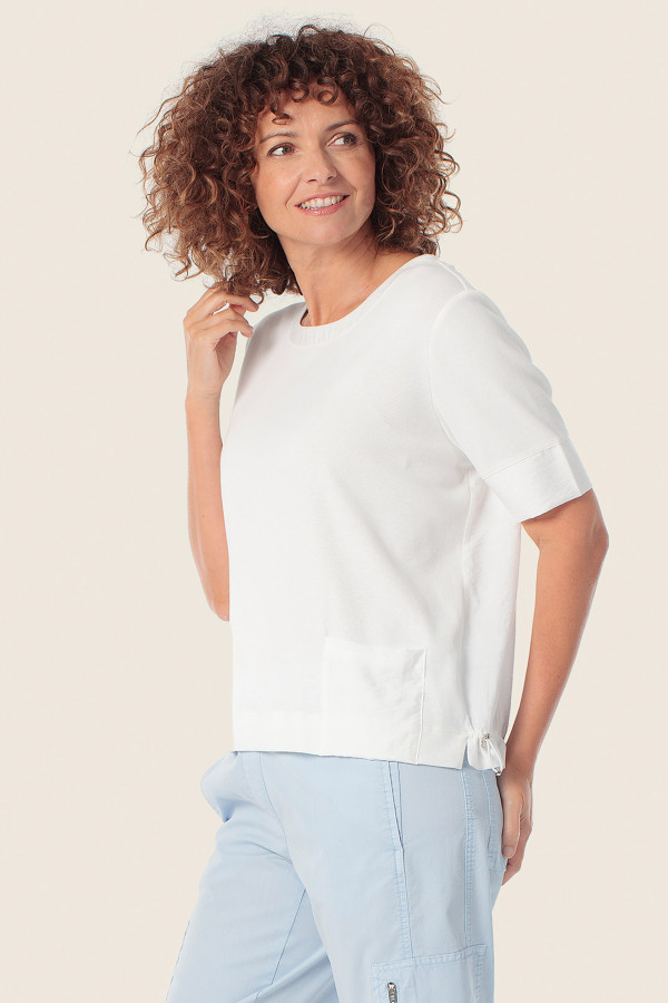 Футболка с фактурной спинкой