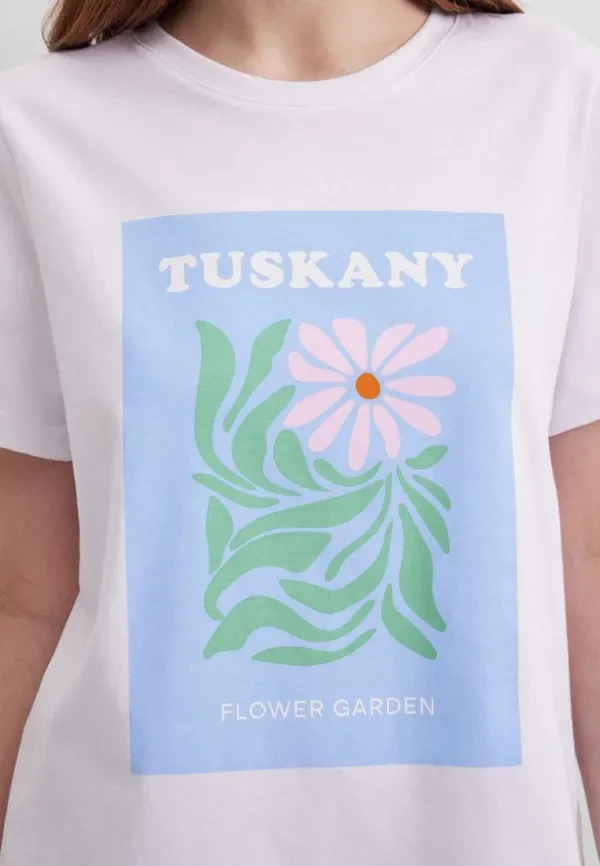 Футболка с рисунком