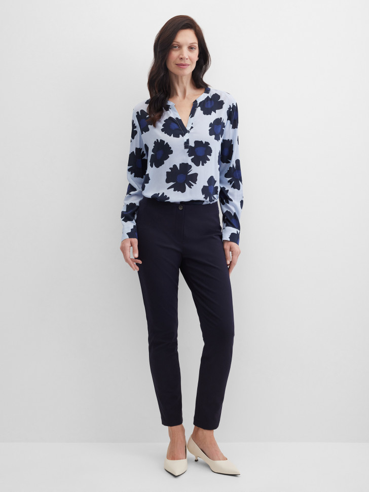 Брюки зауженные укороченные на резинке