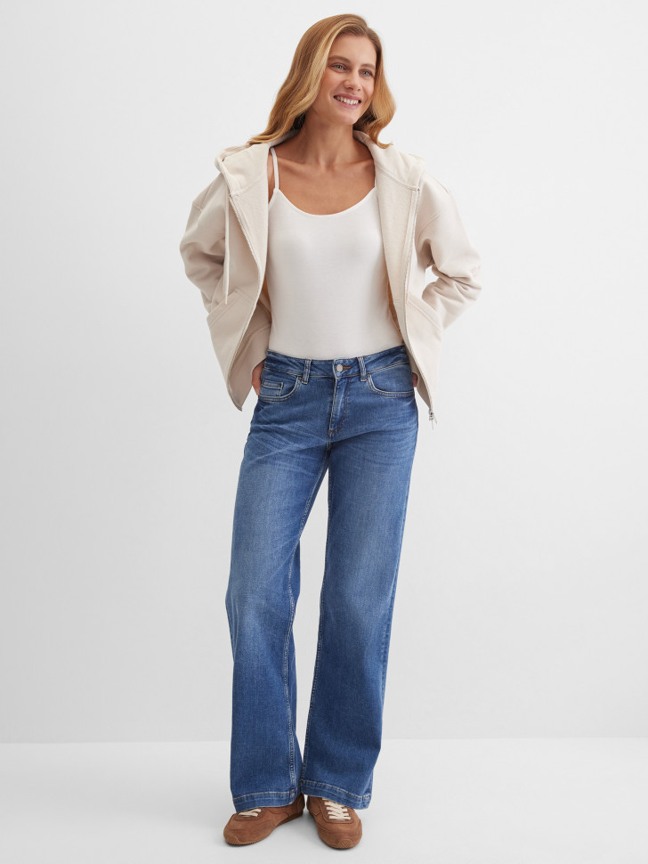 Топ базовый на бретелях