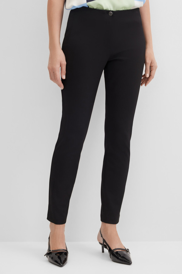 Брюки зауженные укороченные на резинке