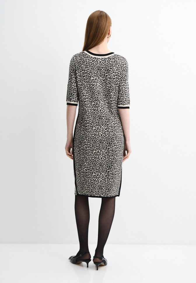 Платье с леопардовым принтом