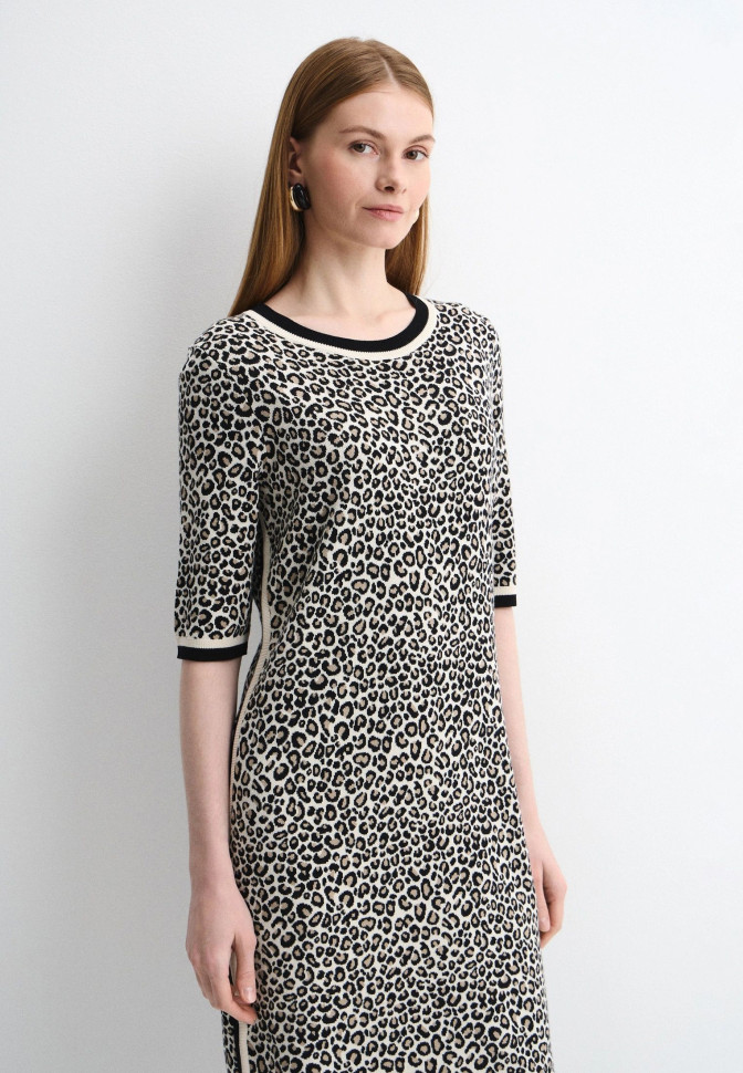 Платье с леопардовым принтом