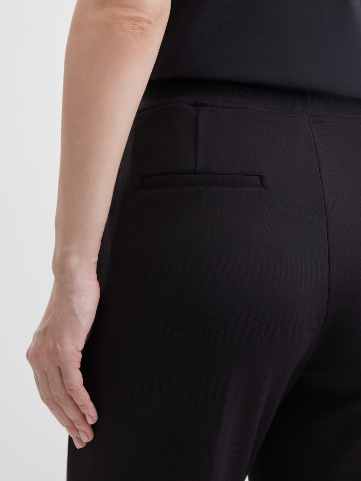 Брюки трикотажные