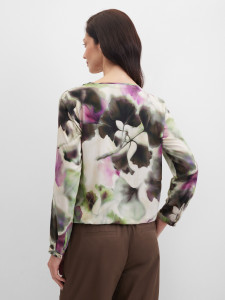 Блузка с цветочным принтом