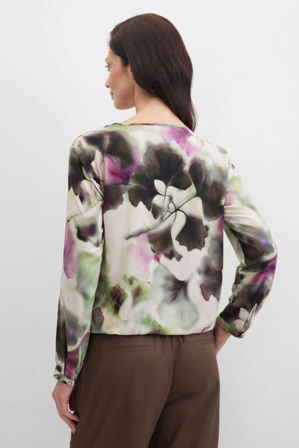 Блузка с цветочным принтом