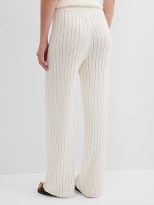 Брюки трикотажные фактурной вязки