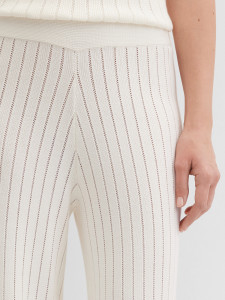Брюки трикотажные фактурной вязки