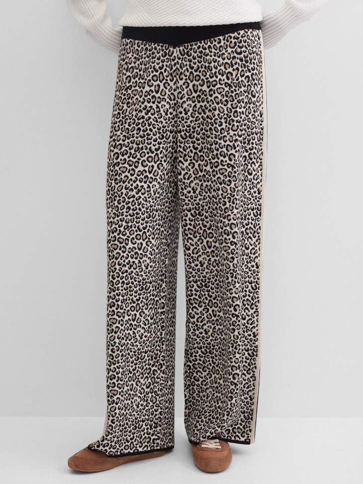 Брюки с леопардовым принтом