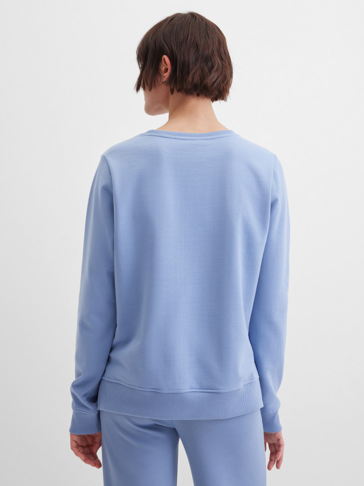 Свитшот свободного кроя