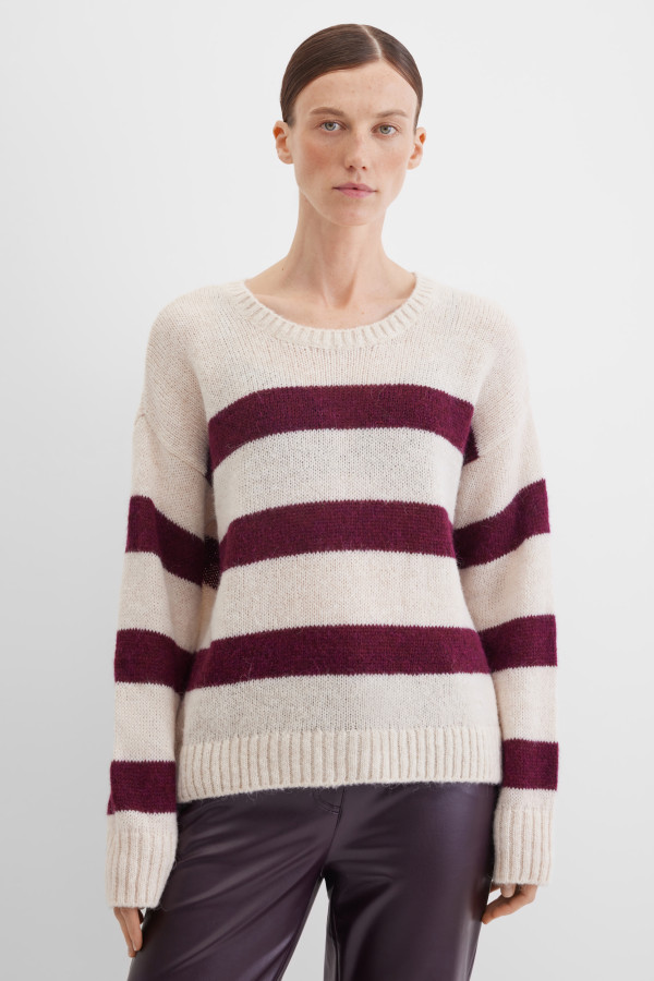 Джемпер свободный