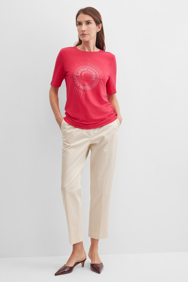 Футболка с декором