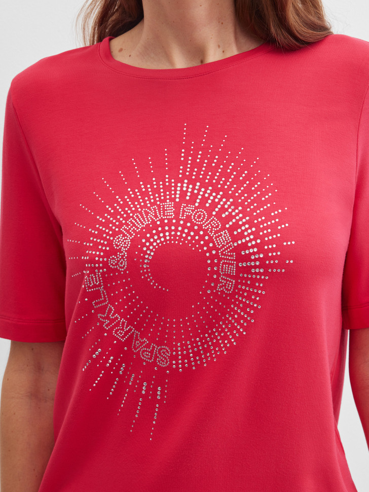 Футболка с декором