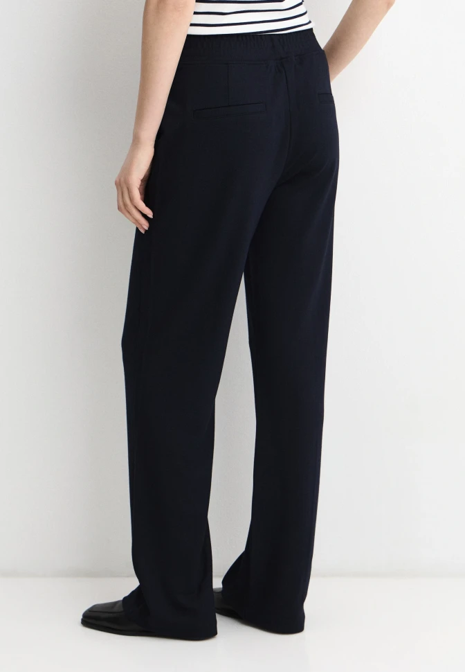 Брюки трикотажные