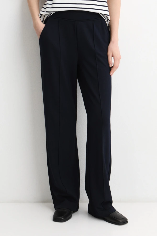 Брюки трикотажные