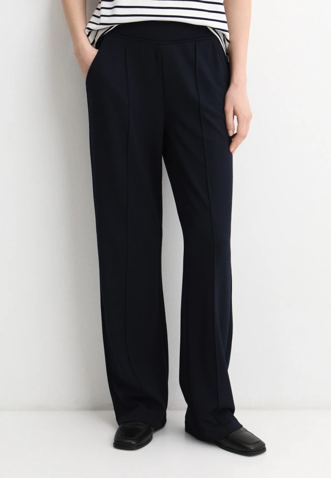 Брюки трикотажные